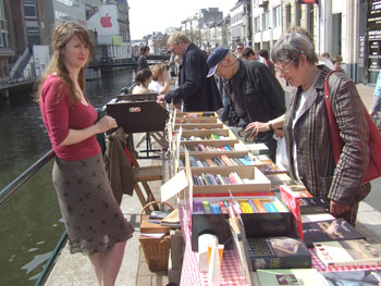Boekenmarkt Ajuinlei Gent